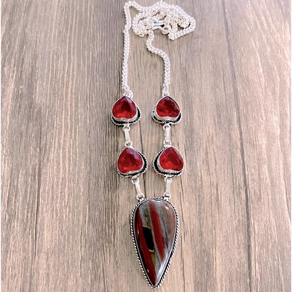 Iron Tiger Heart Necklace - Picture 4 of 5